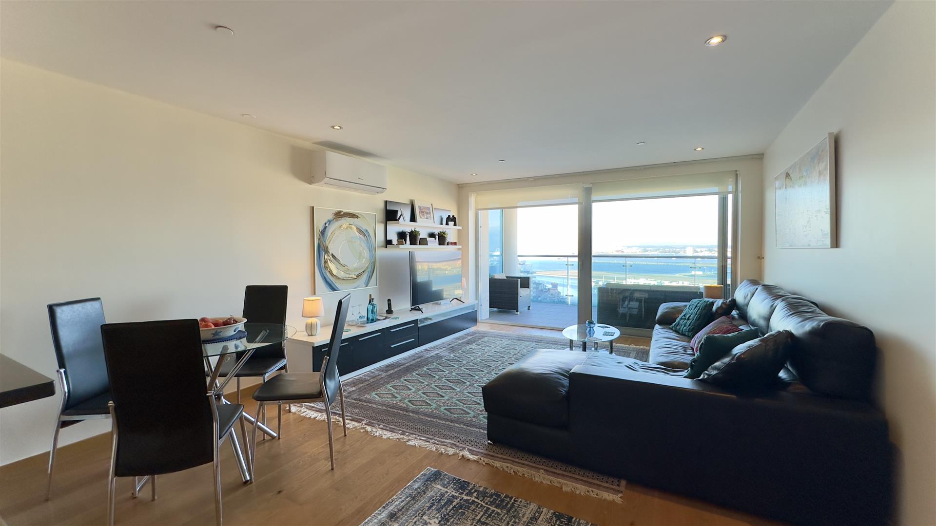 Image of Apartment - 2 Bedrooms - 2 Bathrooms for Rental in Grand Ocean Plaza-Gibraltar, Image 3